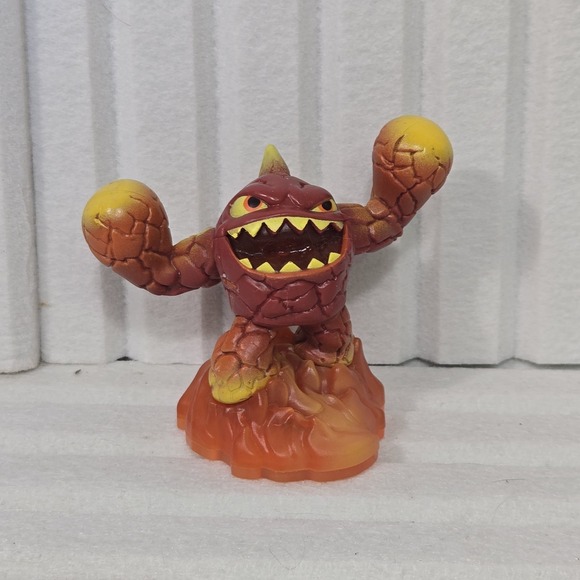 Activision Other - Skylanders Giants Eruptor Lightcore 2012 Character Figure Activision